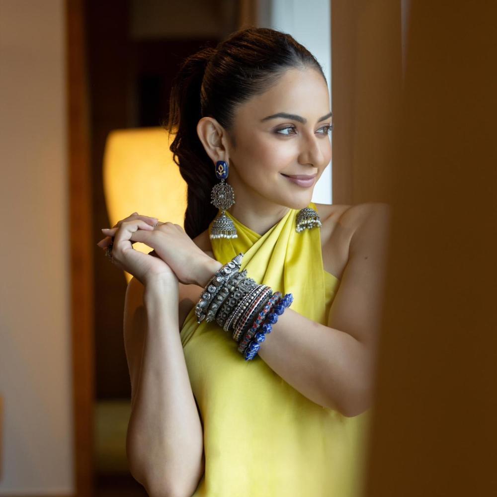 preeti-singh-hot-photos